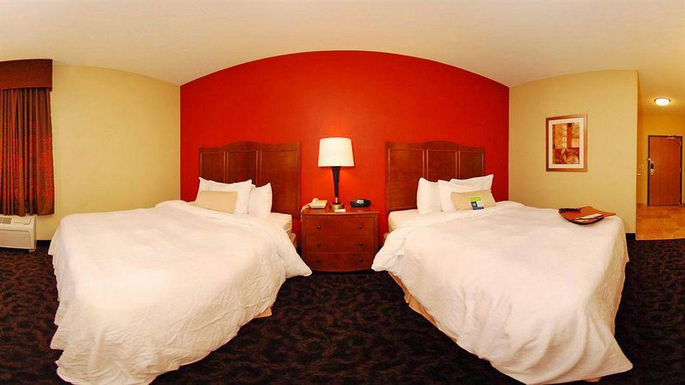 Hampton Inn Zanesville Exterior foto