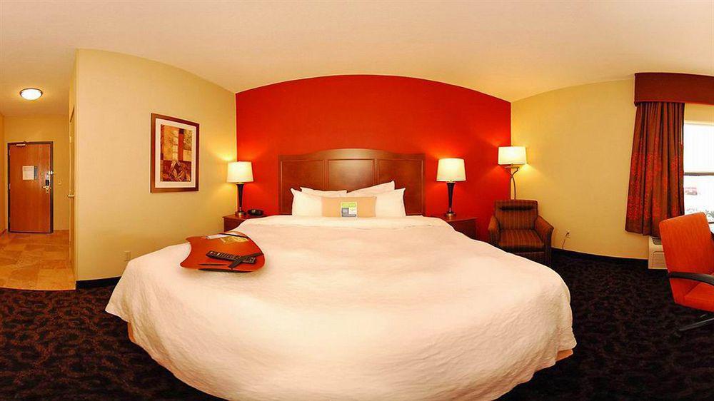 Hampton Inn Zanesville Exterior foto